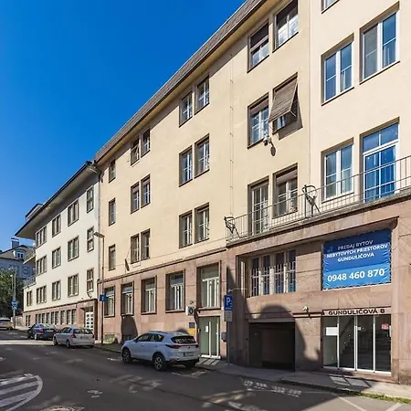 Stylish Next To President Palace * Pozsony