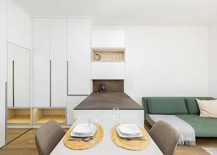 Stylish Next To President Palace *