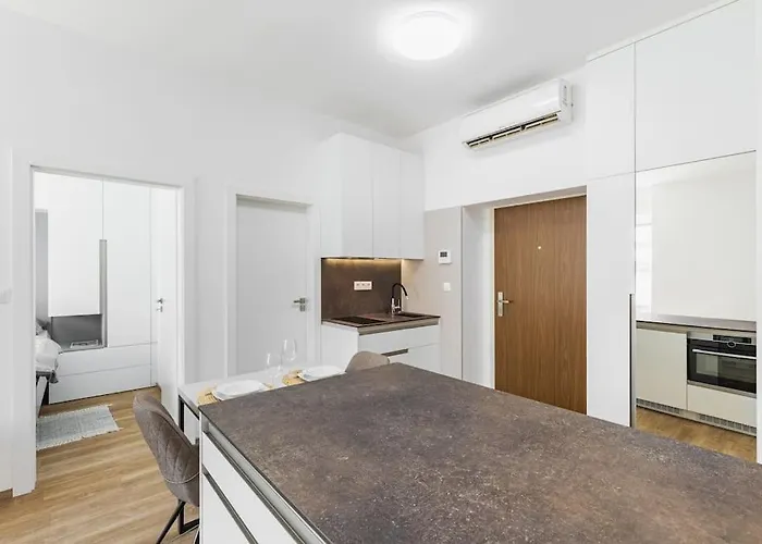 Stylish Next To President Palace Apartman *