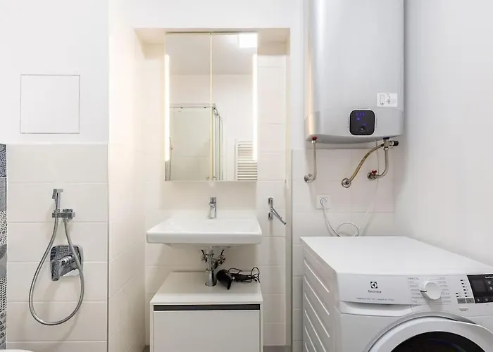 Stylish Next To President Palace *